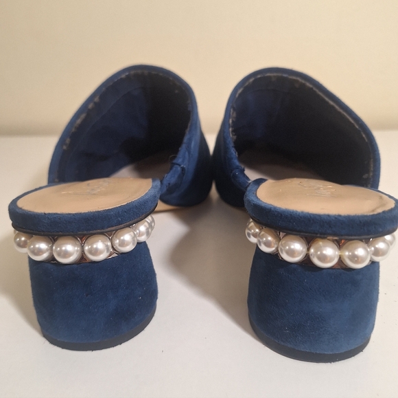 Lord & Taylor Pearl Trim Round Block Heal Nave Blue Suede Mules Size 9 - Picture 4 of 12